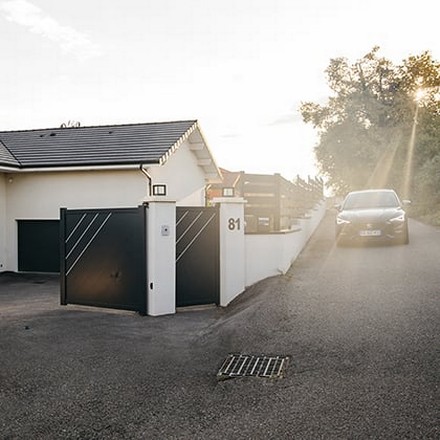 Car in the home alley