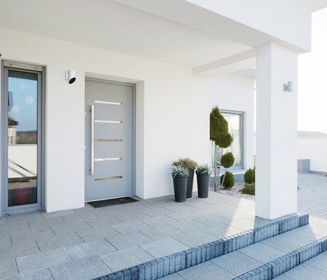 Outdoor security cameras - a vigilant watchman